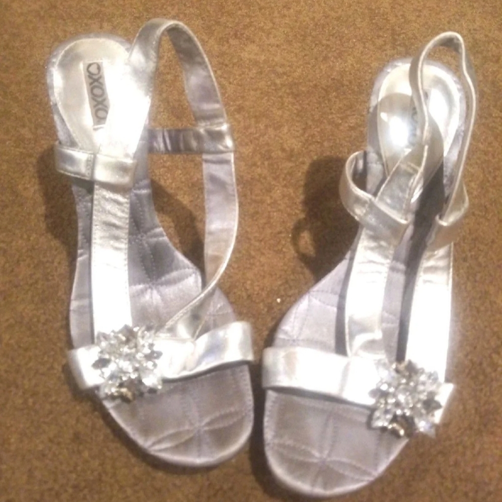 Jeweled heel